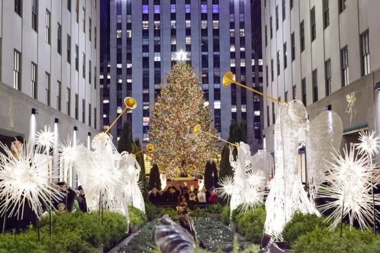 How to Do Christmas in New York with the Kids